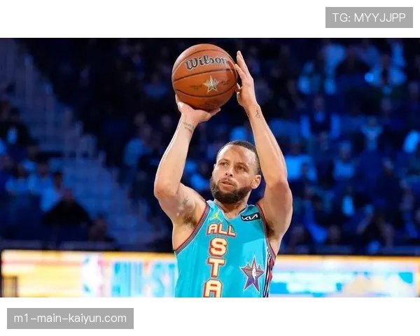 库里三分命中率稳定 勇士后卫仍保持全明星水准 库里三分命中率稳定 勇士后卫仍保持全明星水准