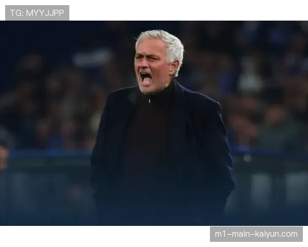 穆里尼奥执教本菲卡打造低位防守体系 赛季仅失8球成葡超最稳固防线