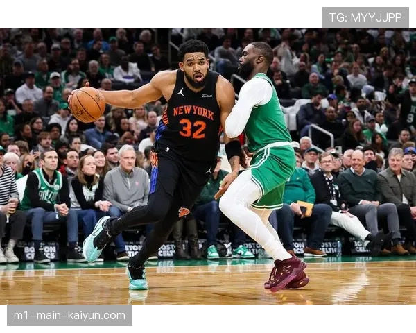 尼克斯阿努诺比对阵公牛三分10中7 外线火力成为进攻端新武器 尼克斯阿努诺比对阵公牛三分10中7 外线火力成为进攻端新武器